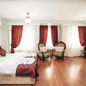 3* Aparthotel Safran